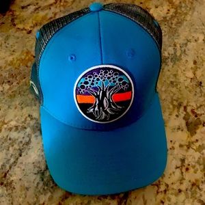 SnapBack trucker hat Pukka light blue very good condition